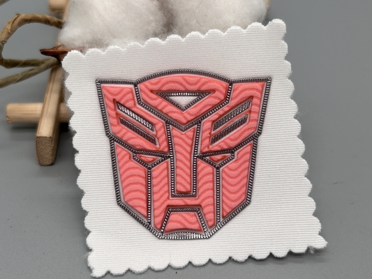 Parches de tela en relieve personalizados con diseño de forma personalizada uniforme
