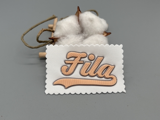 Parches de tela en relieve personalizados con diseño de forma personalizada uniforme