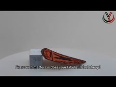 Etiquetas de ropa personalizadas con relieve de Velcro Logotipo de TPU brillante / mate