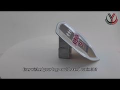 Una mirada más cercana: Etiquetas reflectantes 3M de TPU con logotipo redondo de Nike en relieve para pantalones deportivos