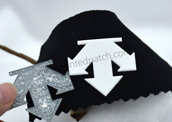 La ropa de la transferencia de calor del silicón del OEM 3D etiqueta la certificación de OEKO-TEX